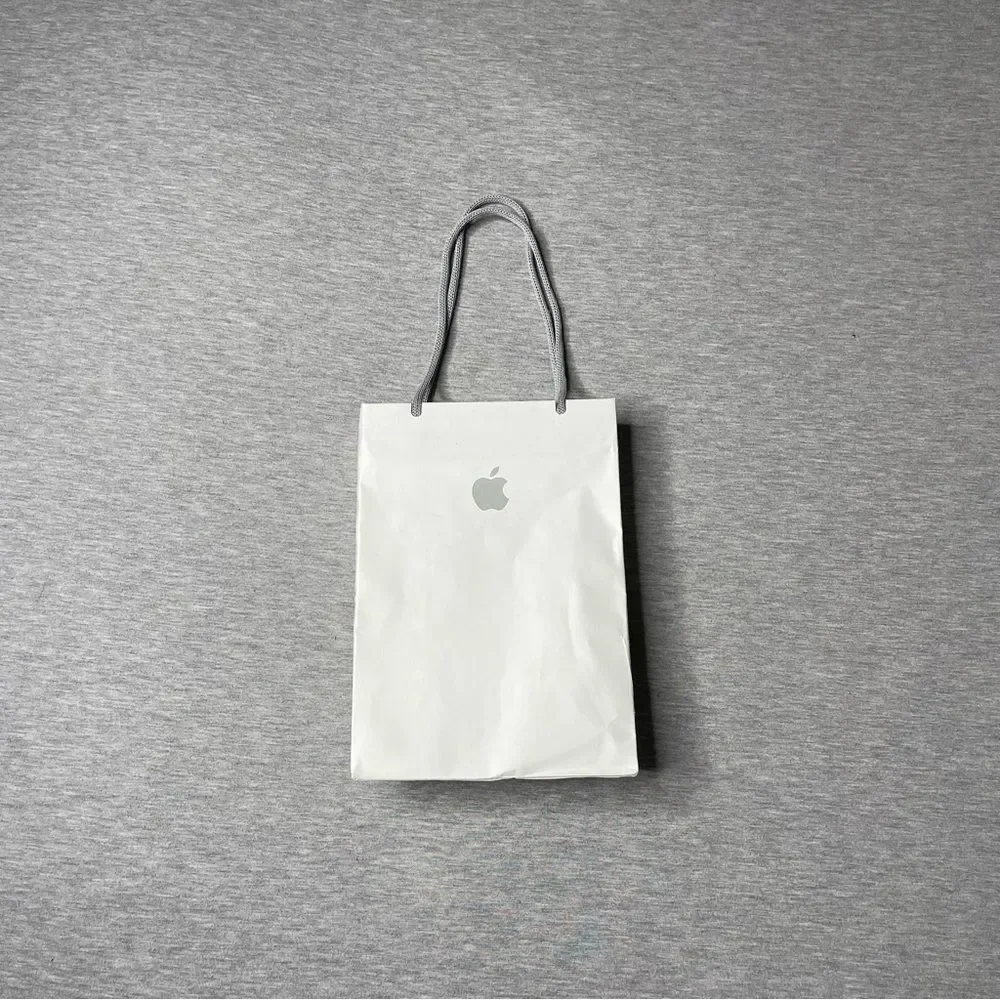 Apple Store 9”x6” White Gift Bag